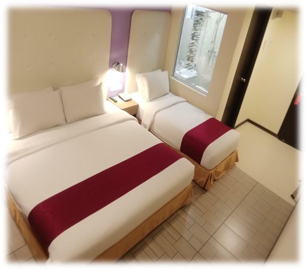 Lumut Suites Exterior foto