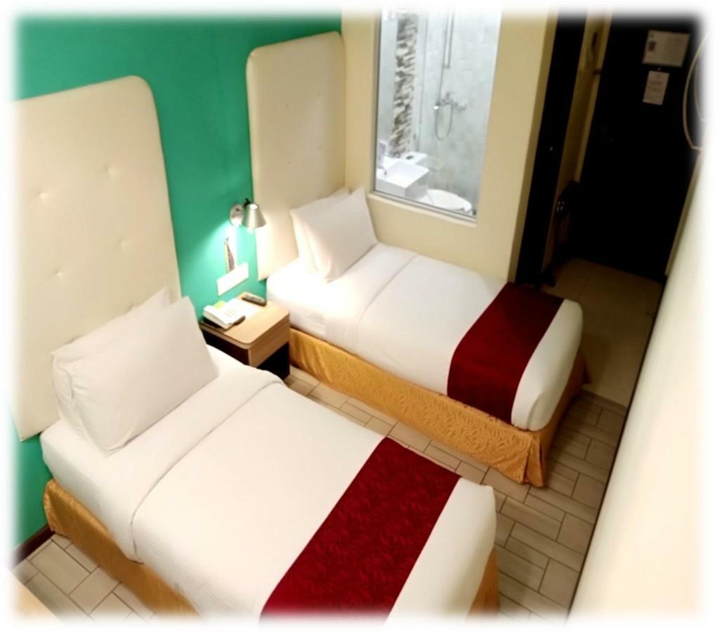 Lumut Suites Exterior foto
