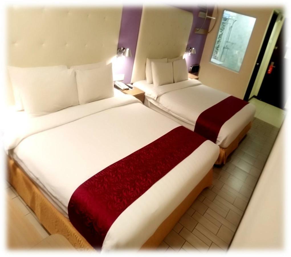 Lumut Suites Exterior foto