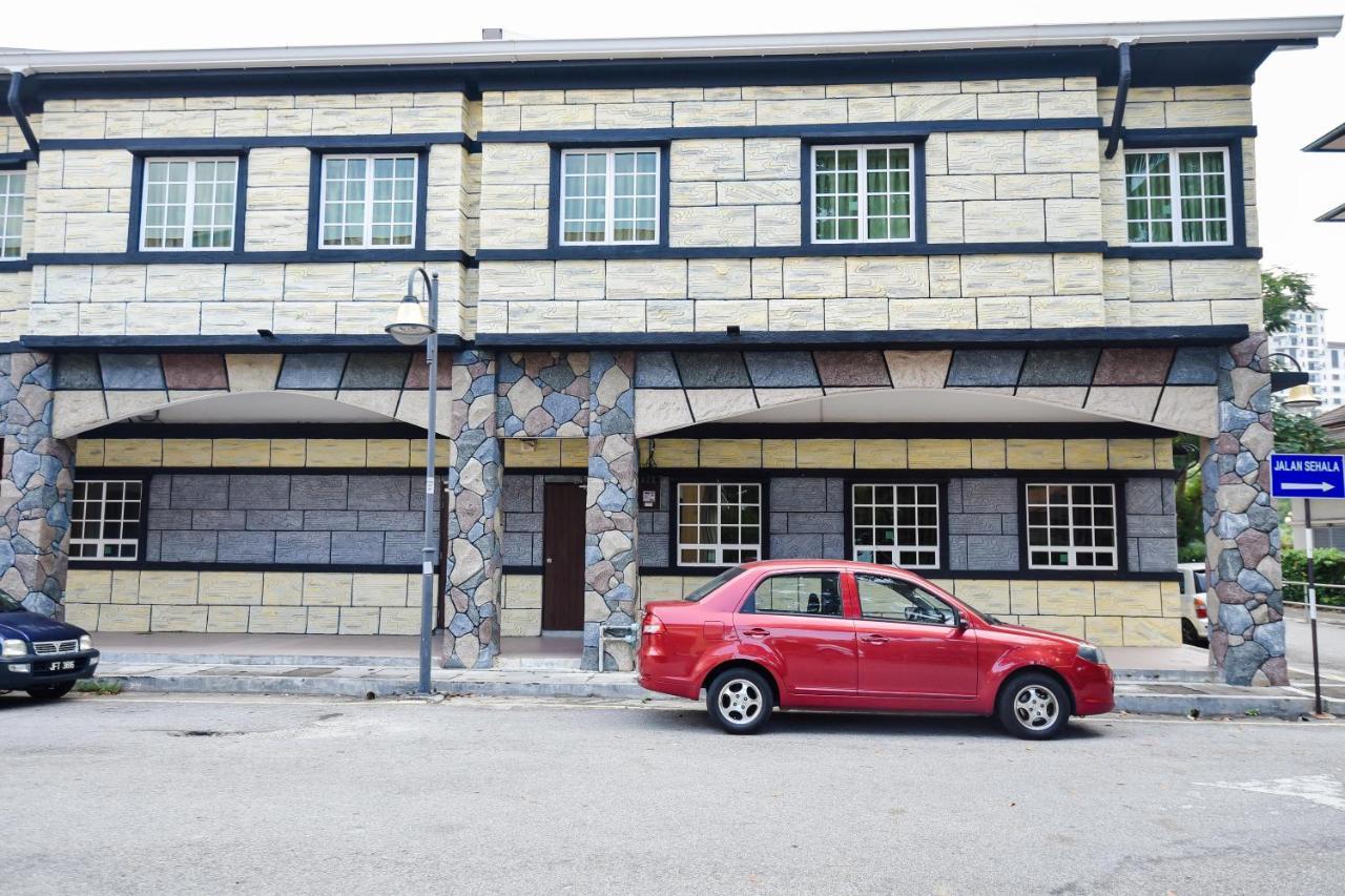 Lumut Suites Exterior foto