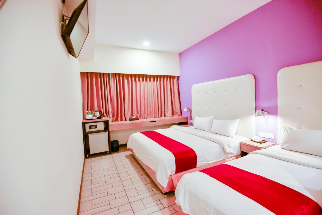 Lumut Suites Exterior foto