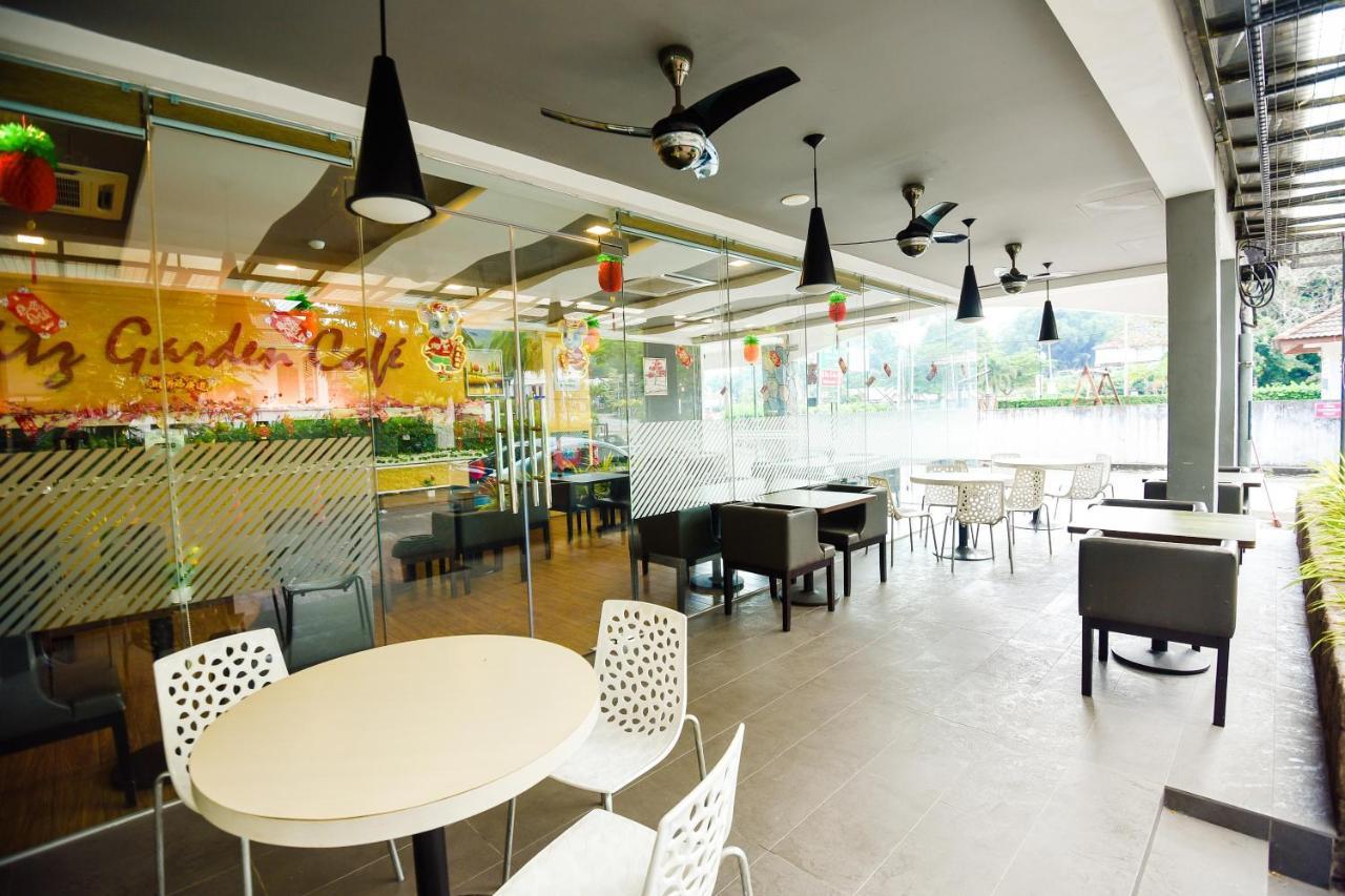 Lumut Suites Exterior foto
