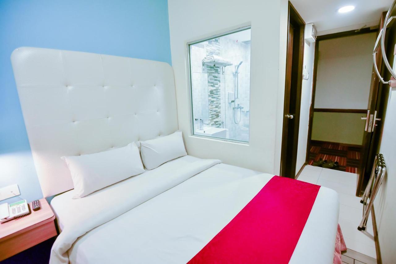 Lumut Suites Exterior foto