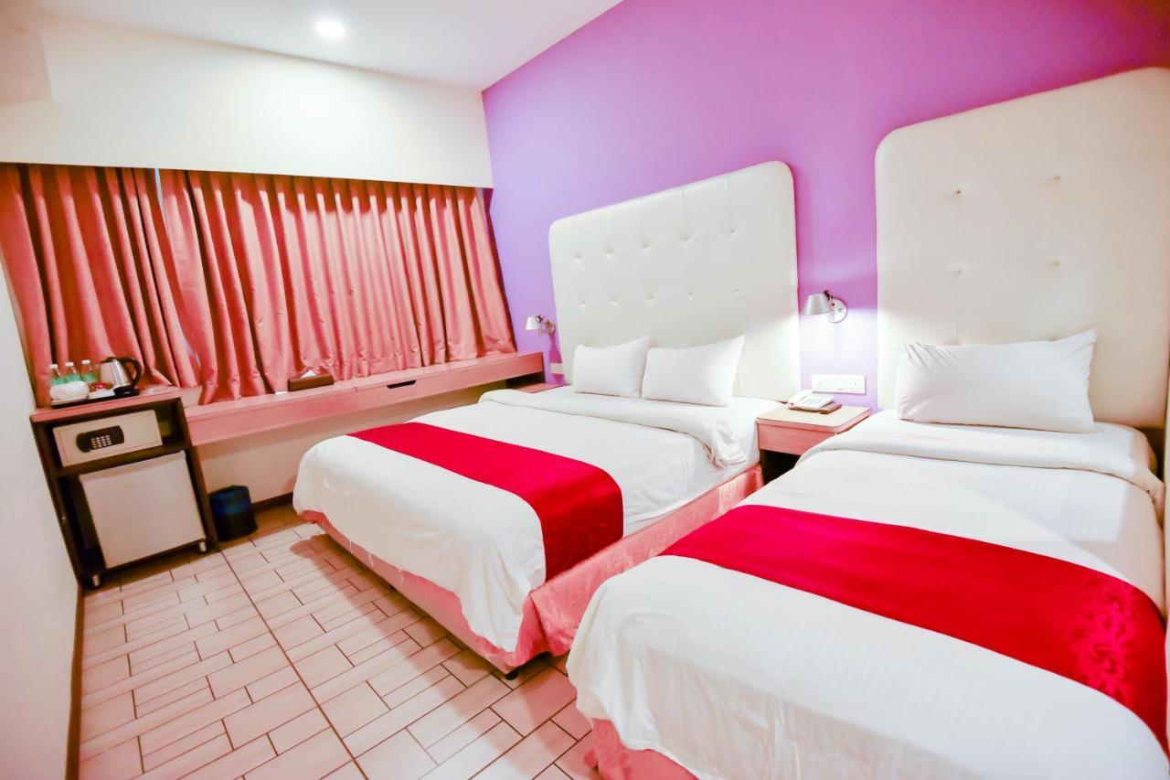 Lumut Suites Exterior foto